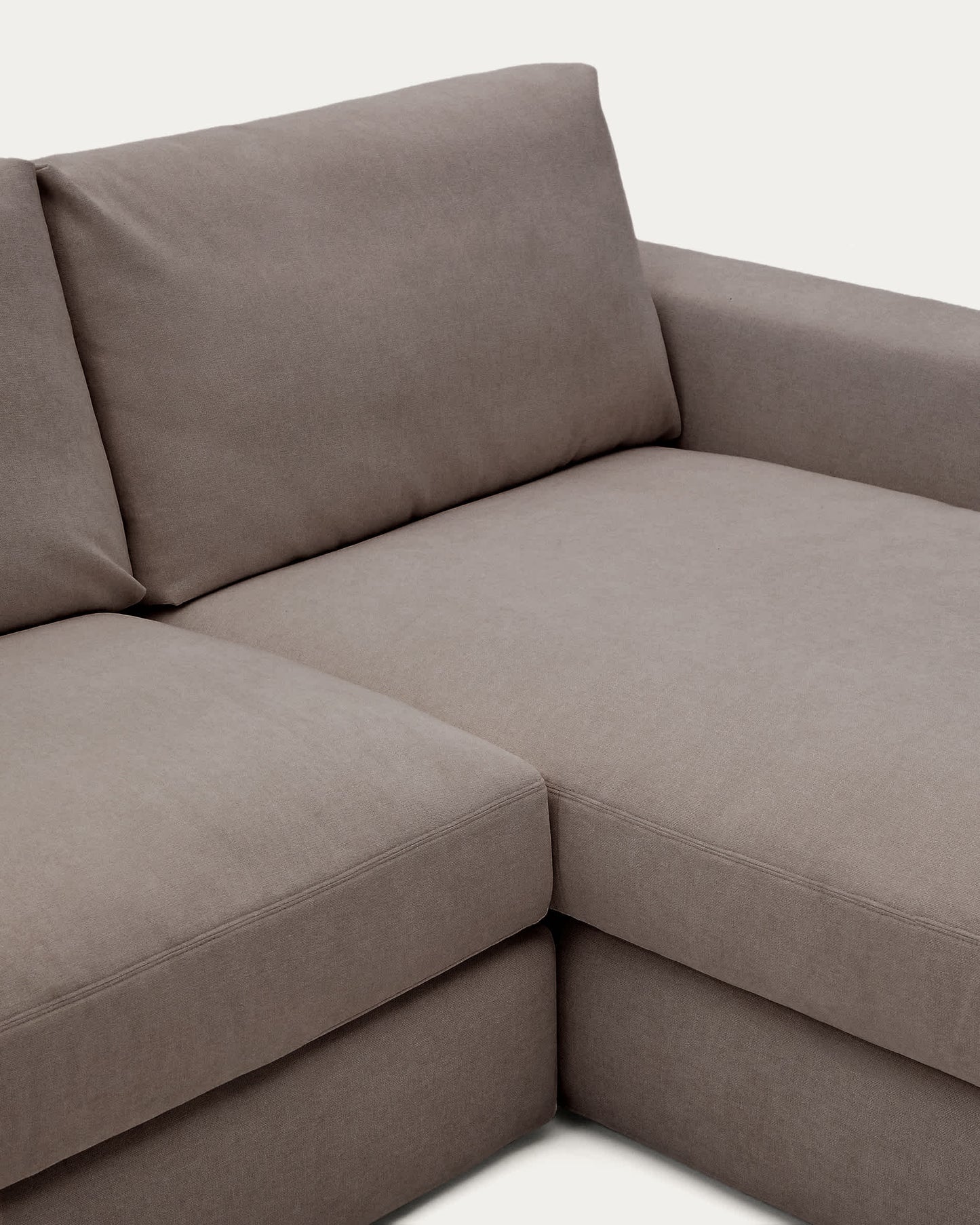 Divano modulare Alea 5 posti sfoderabile in ciniglia marrone scuro con chaise longue destra 340 cm