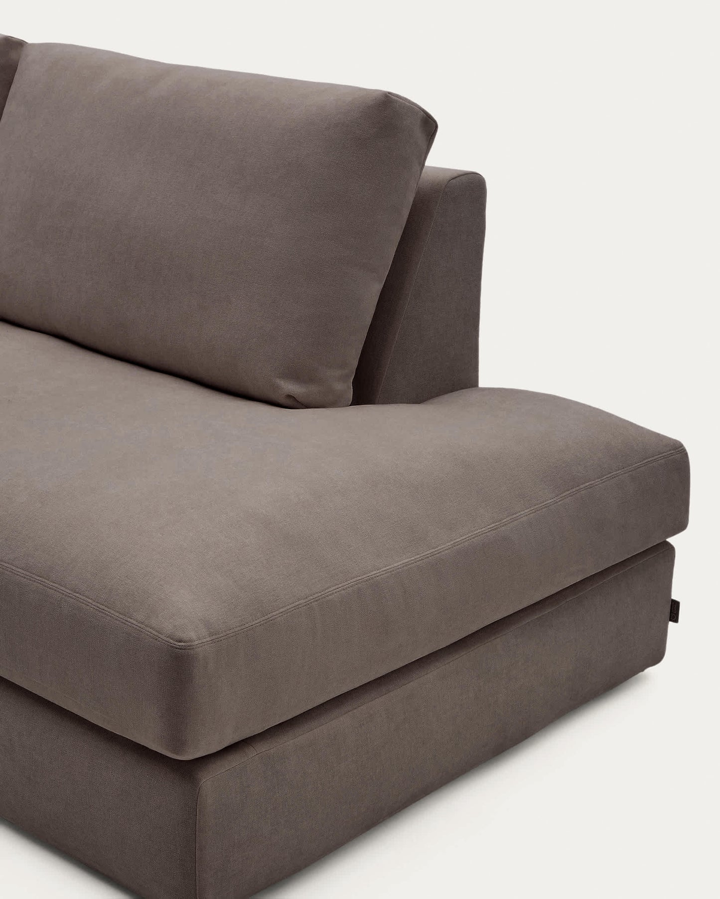Divano modulare Alea 5 posti sfoderabile in ciniglia marrone scuro con chaise longue sinistra 340 cm
