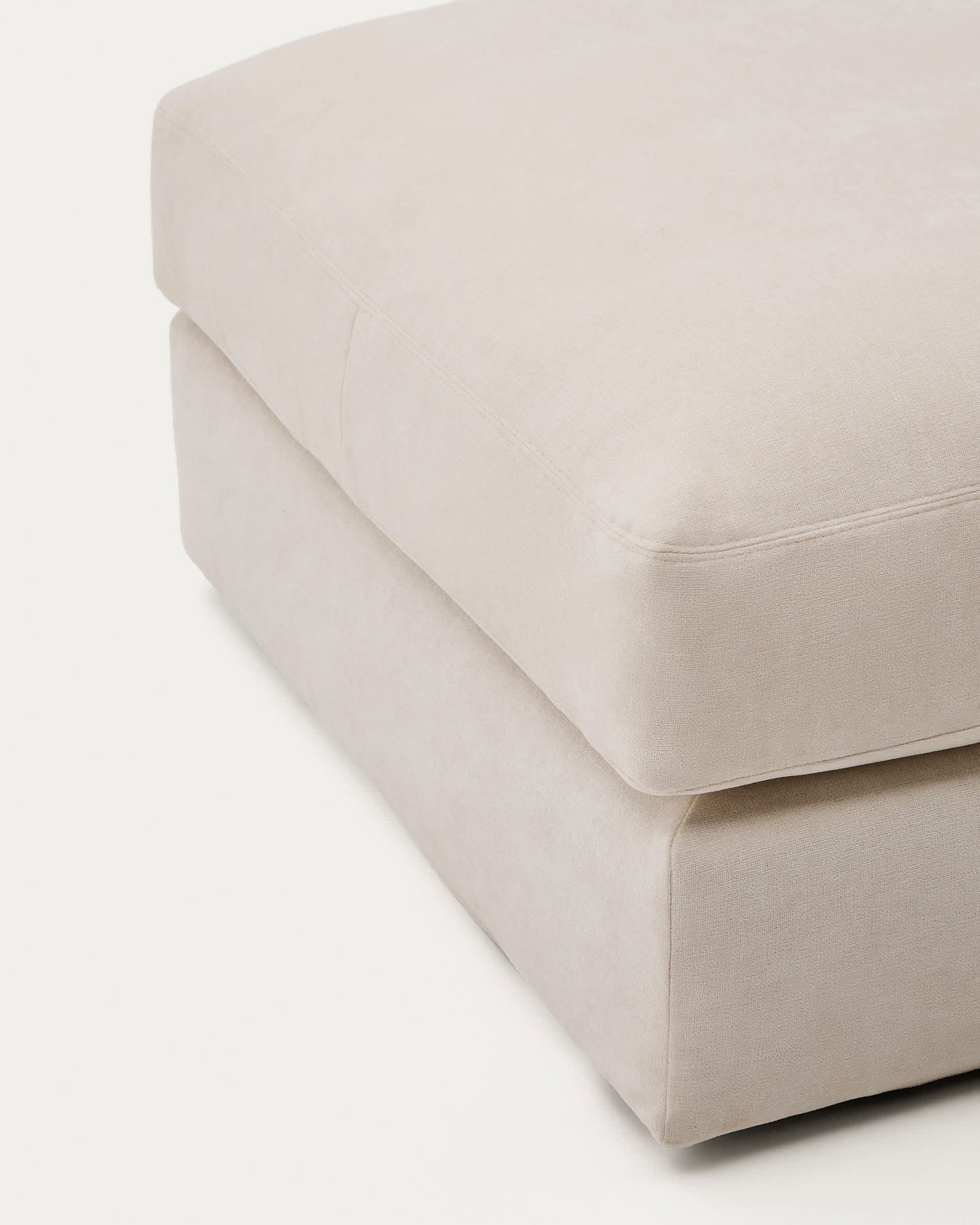 Poggiapiedi sfoderabile Alea in ciniglia beige 90 x 90 cm