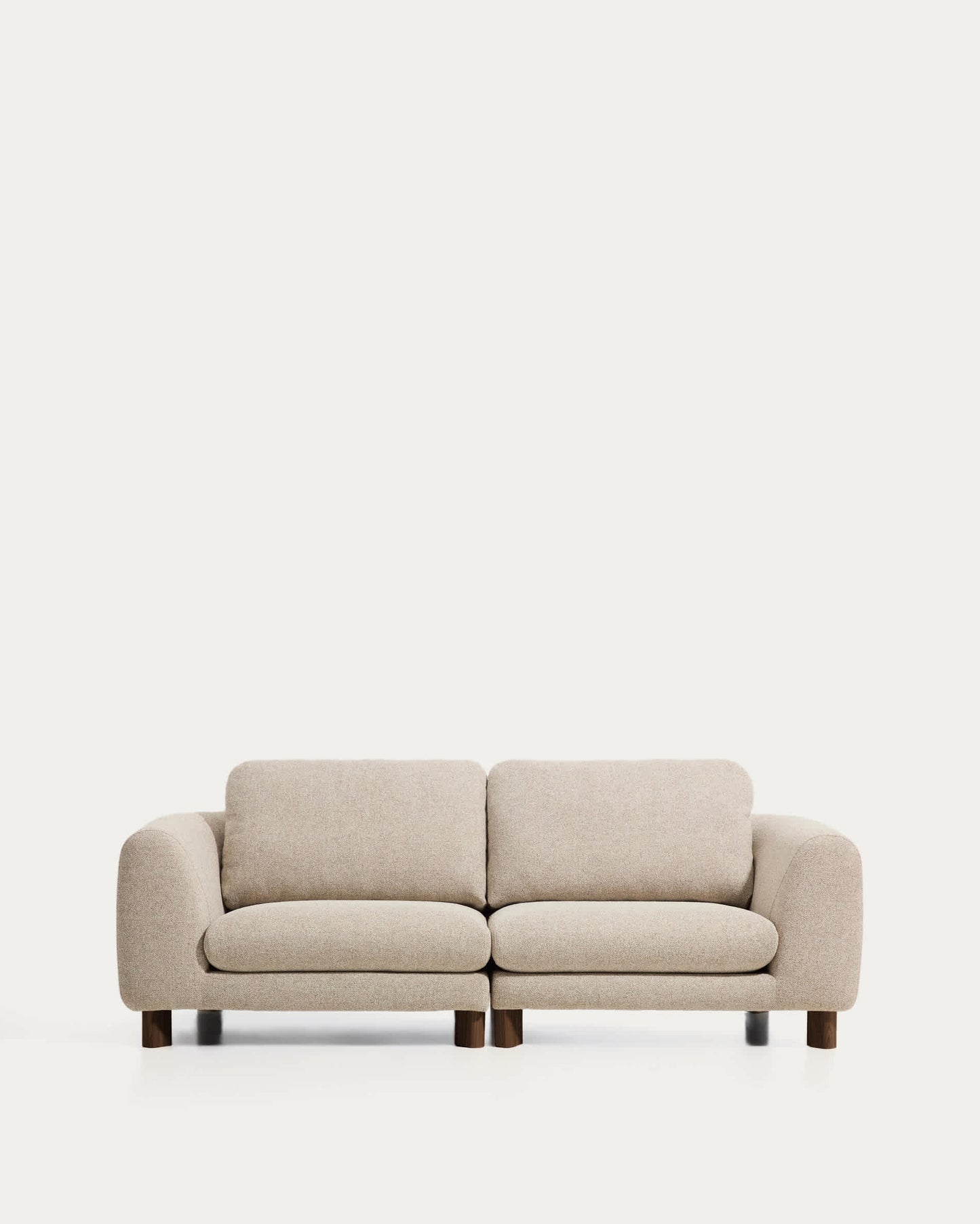 Divano Vera 3 posti beige con gambe in legno massiccio di frassino con finitura in noce 230 cm FSC Mix Credit