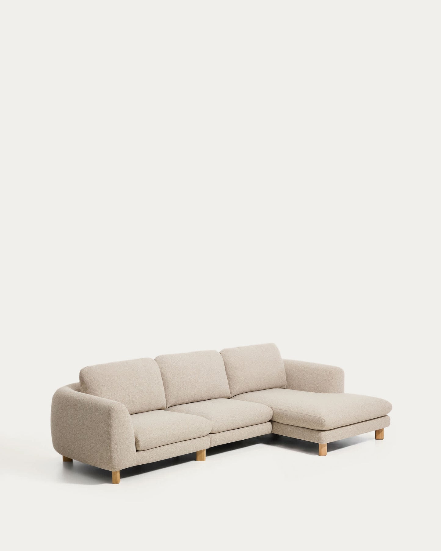 Divano Vera 4 posti con chaise longue destra beige con gambe in legno massiccio di frassino con finitura naturale 322 cm FSC Mix Credit