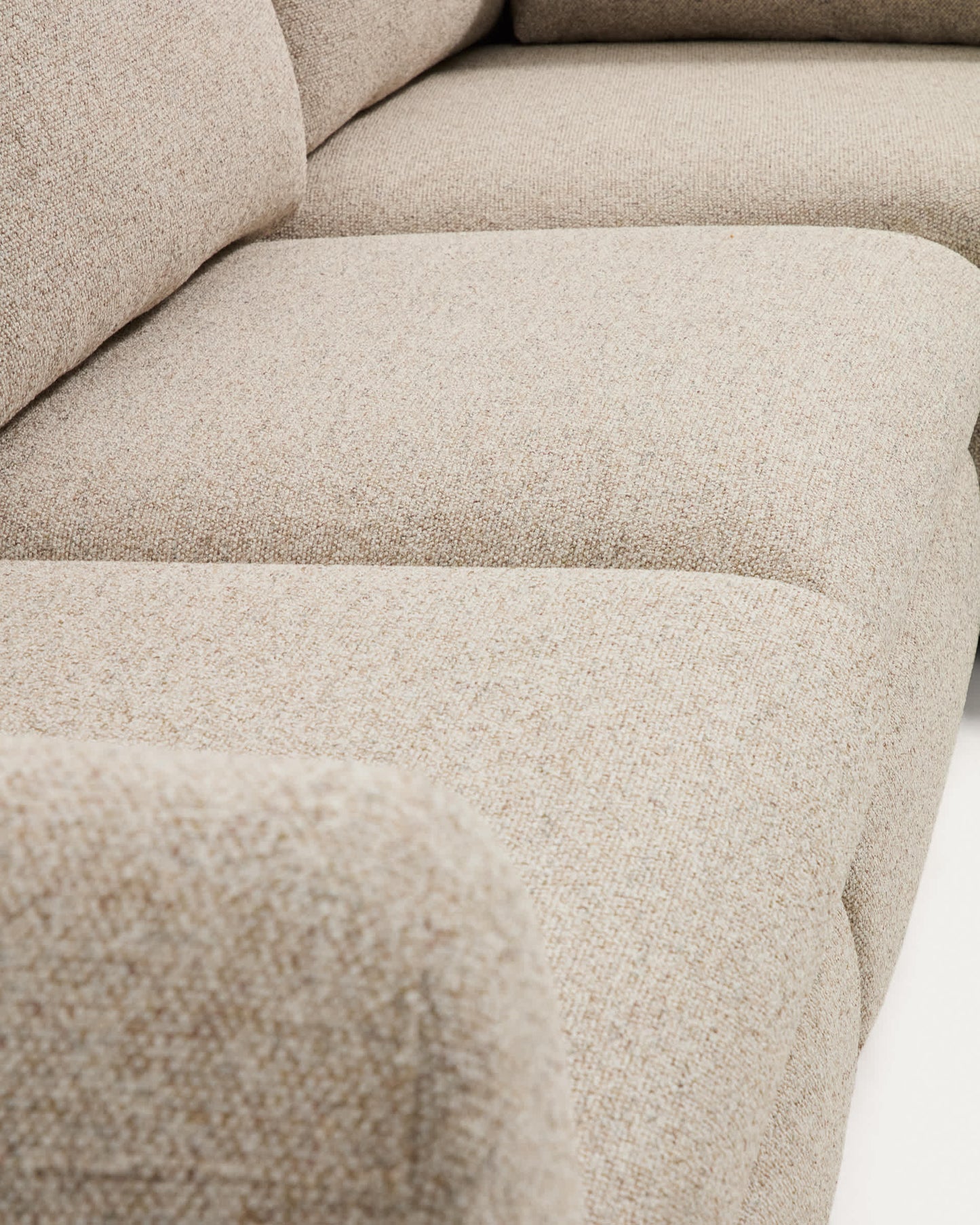 Divano ad angolo Vera 5 posti con elemento terminale destro beige 330 x 245 cm FSC Mix Credit