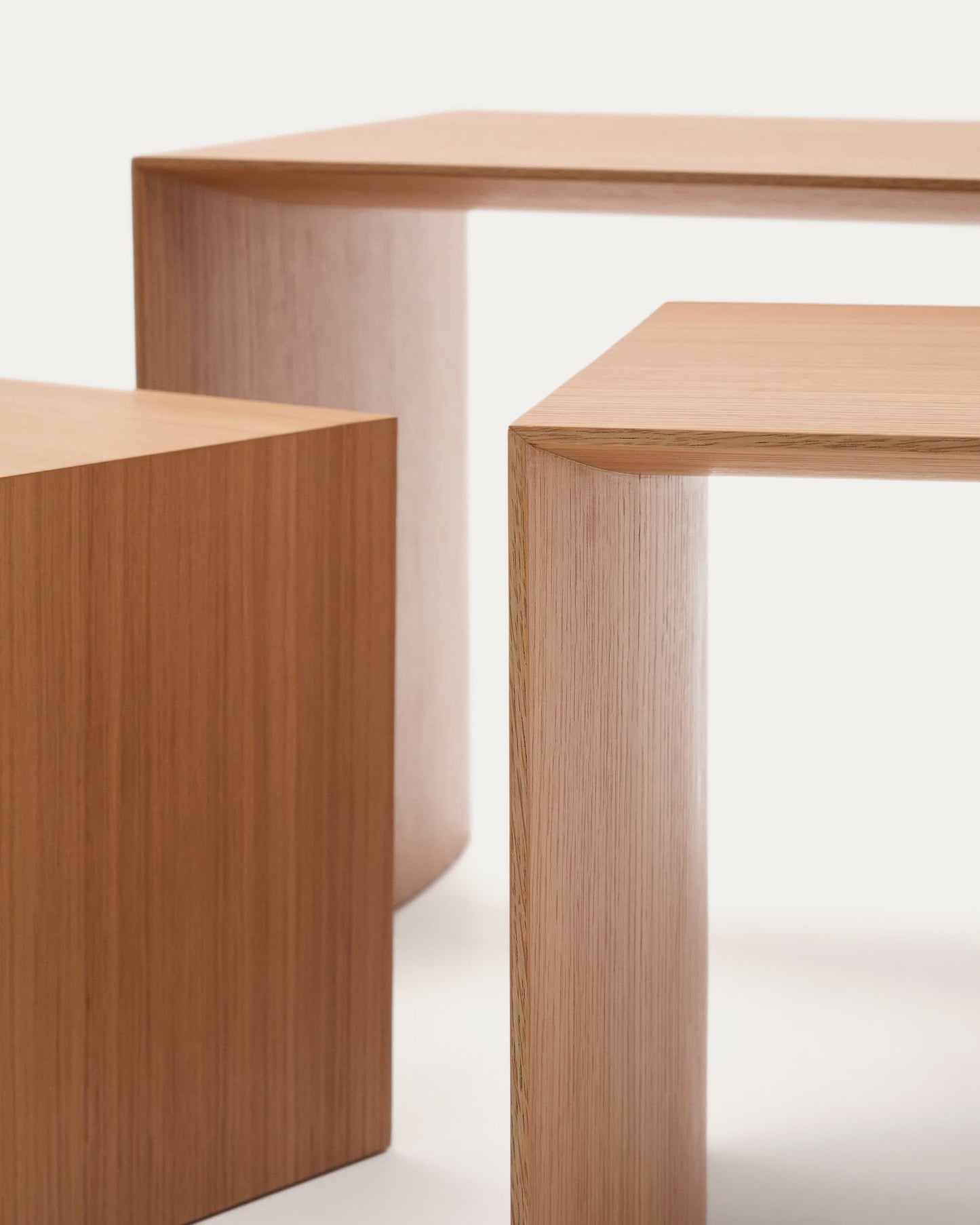 Set Litto con 3 tavolini a nido impiallacciatura in rovere 60 x 40 / 51 x 36 / 42 x 31 cm