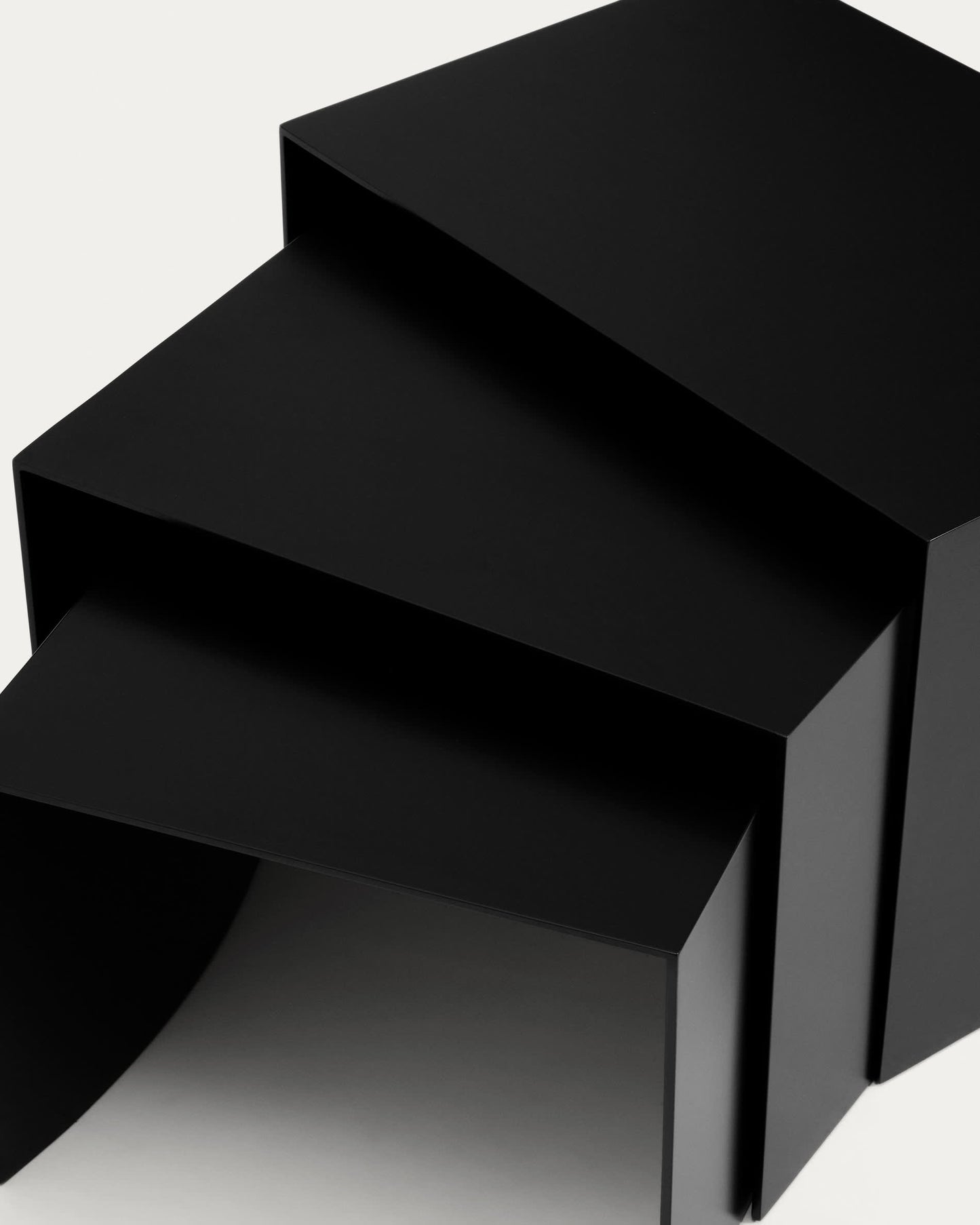Set Litto con 3 tavolini a nido di MDF laccato nero 60 x 40 / 51 x 36 / 42 x 31 cm