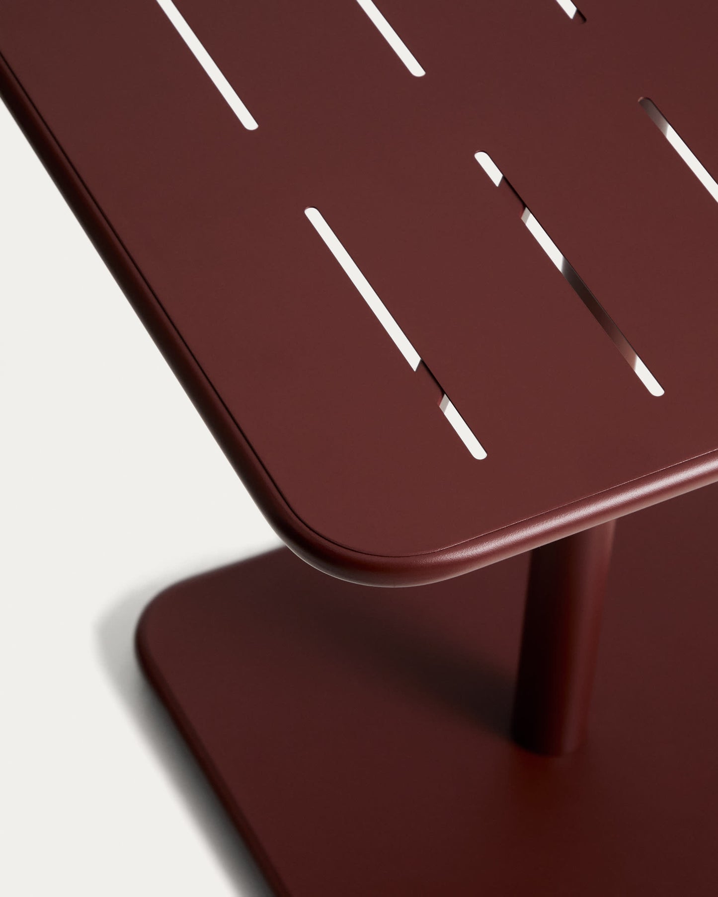 Tavolo da esterno Brai in acciaio zincato bordeaux 70 x 70 cm