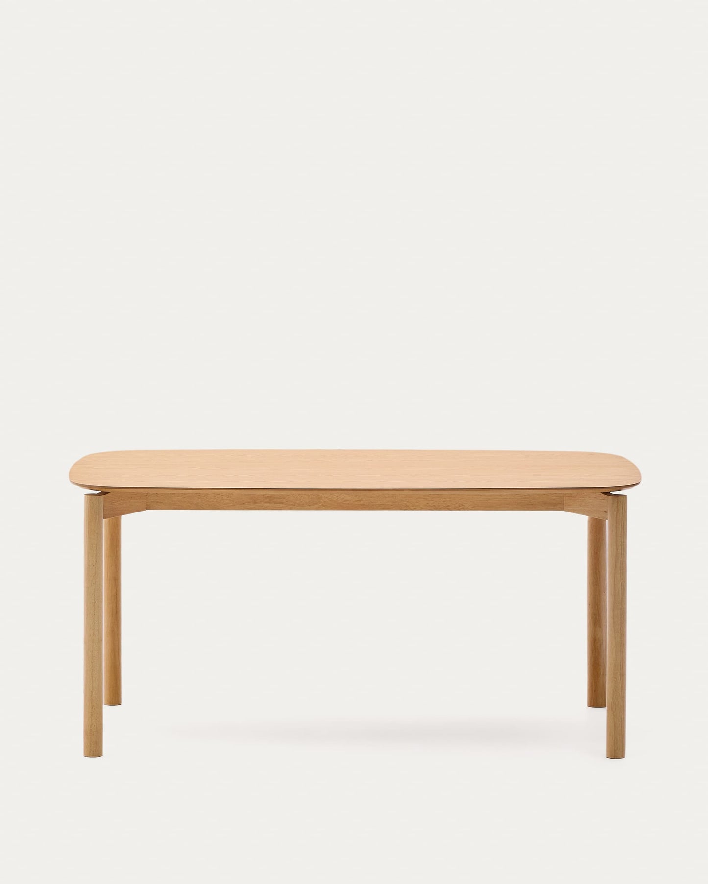 Tavolo Indara in impiallacciato di frassino e legno massello di hevea con finitura naturale 160 x 90 cm