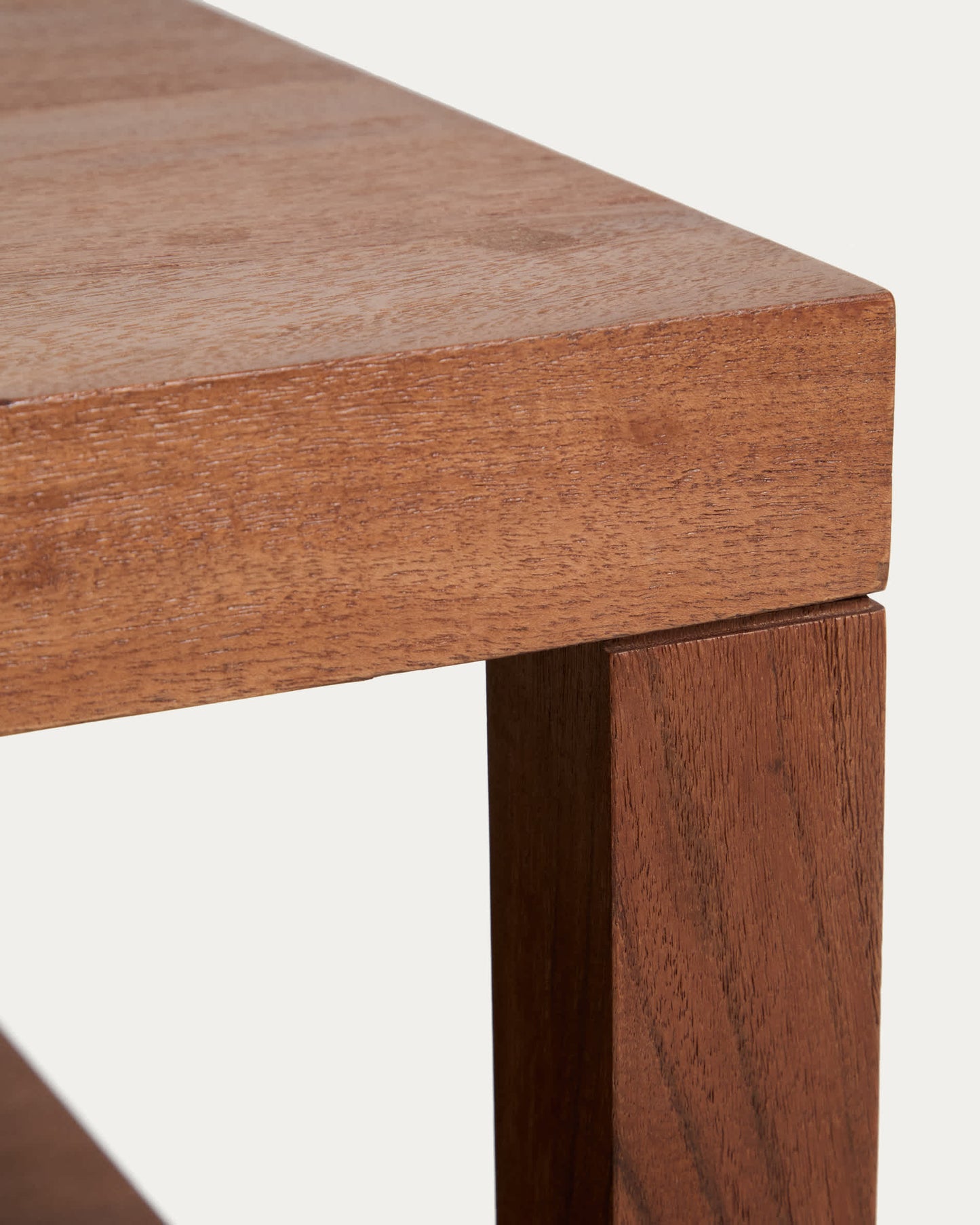 Tavolino da salotto Norani in legno massiccio e impiallacciatura di acacia 150 x 70 cm