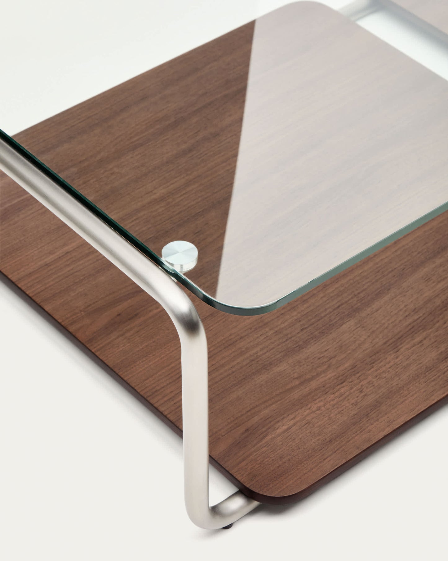 Tavolino Tarsel in vetro temperato e vassoio impiallacciato in noce con struttura in acciaio inox spazzolato 140 x 60 cm
