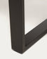 Tavolo Uxue in legno massiccio di acacia e gambe in acciaio nero 160 x 90 cm