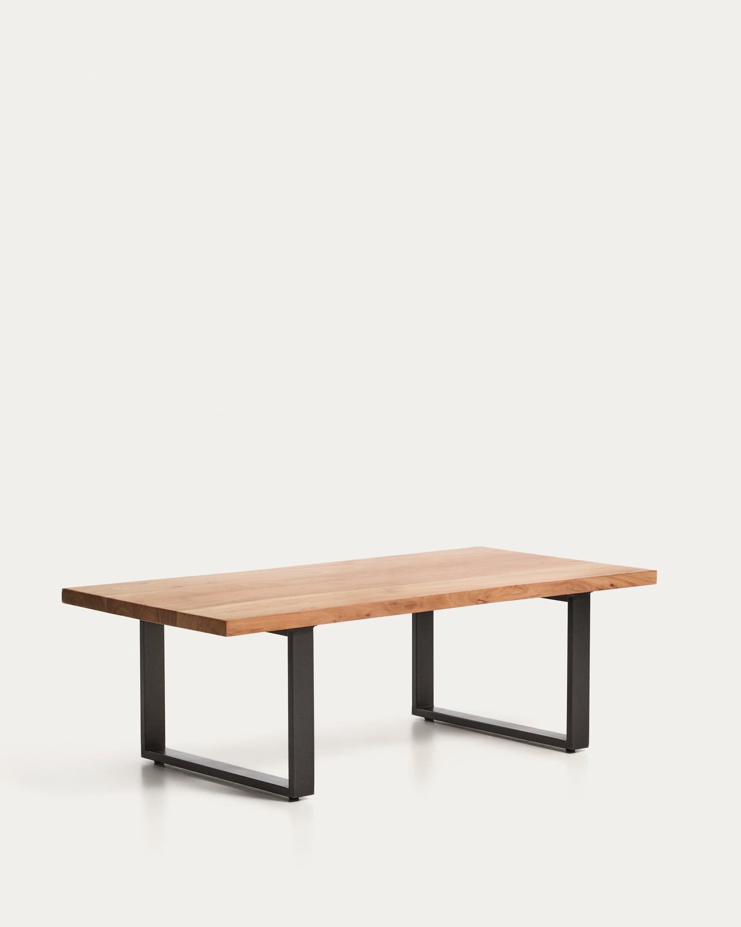 Tavolino Uxue in legno massiccio di acacia e gambe in acciaio nero 130 x 64 cm