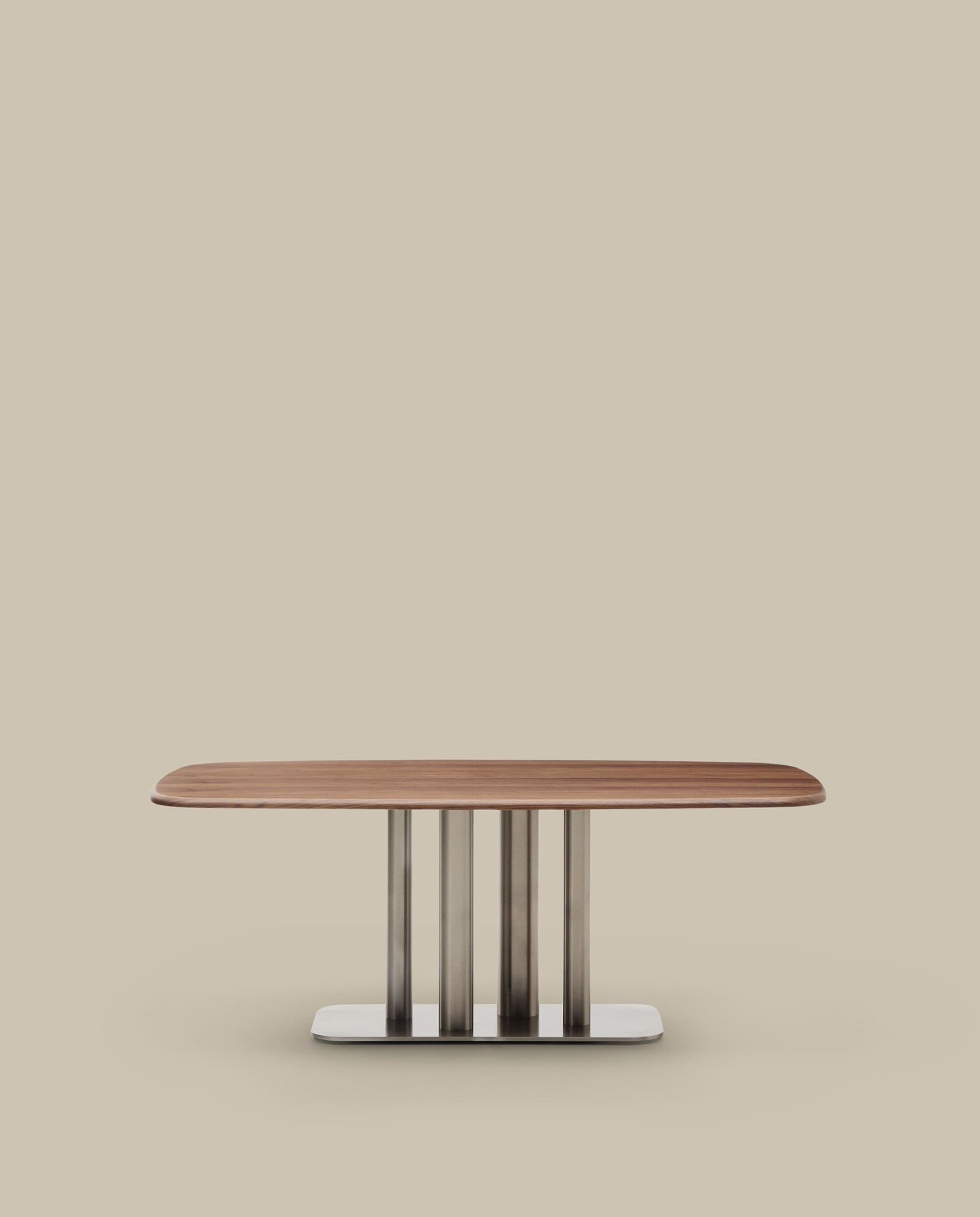 Tavolo Melvar in impiallacciato di noce e gambe con base in acciaio inox spazzolato 180 x 100 cm