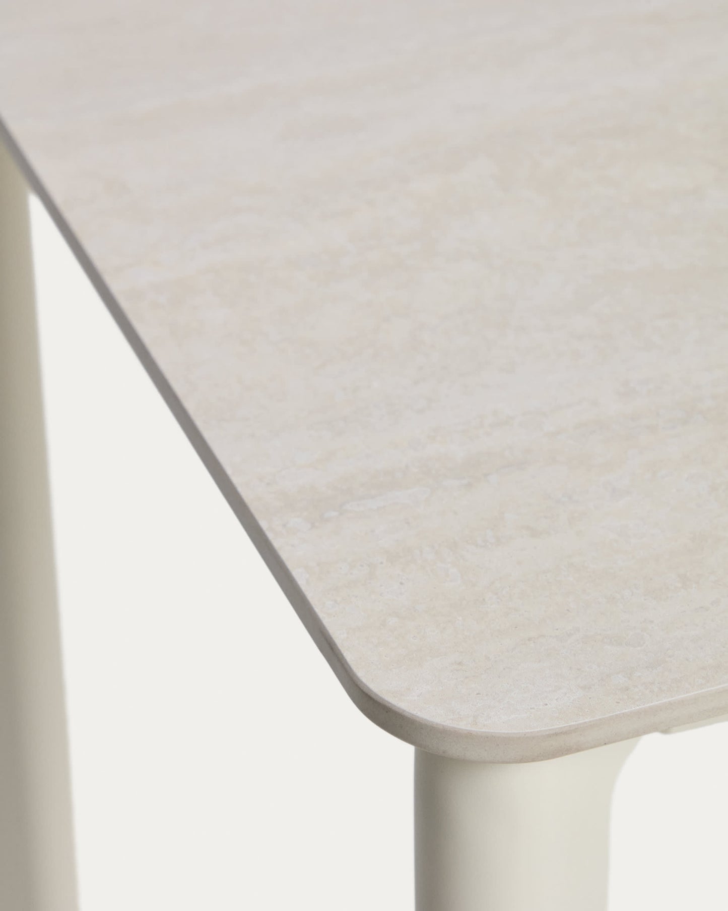 Tavolo Anafi in pietra sinterizzata e alluminio beige 140 x 80 cm