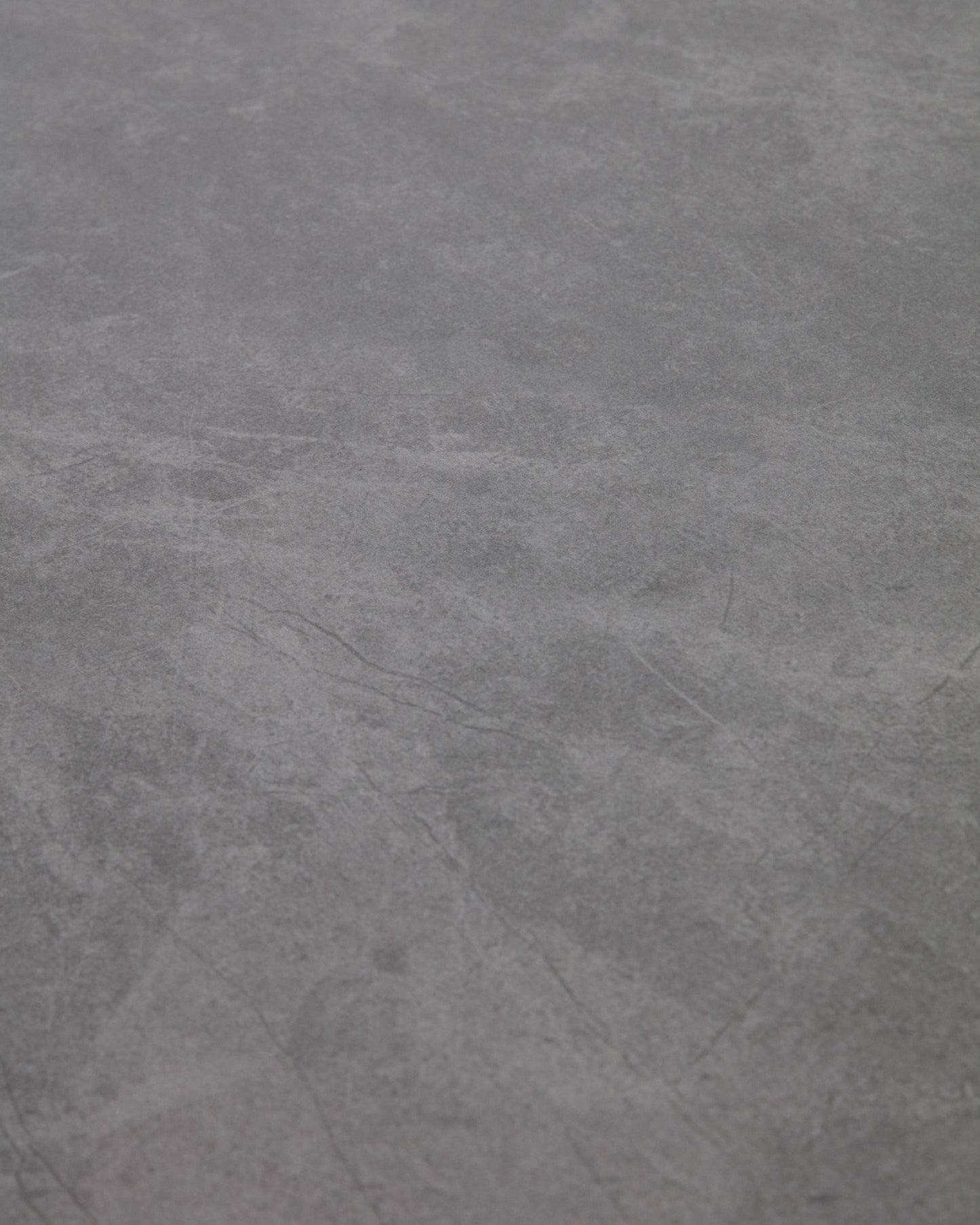 Tavolo Anafi in pietra sinterizzata e alluminio grafite 220 x 100 cm