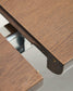 Tavolo allungabile Jondal in legno massello e impiallacciatura di rovere con finitura noce FSC 100% 200 (286) x 100 cm
