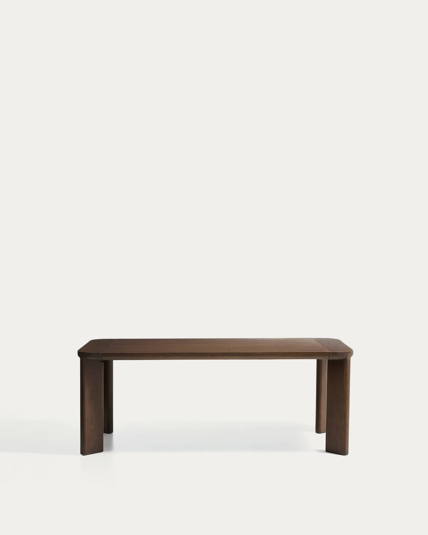 Tavolo allungabile Jondal in legno massello e impiallacciatura di rovere con finitura noce FSC 100% 200 (286) x 100 cm
