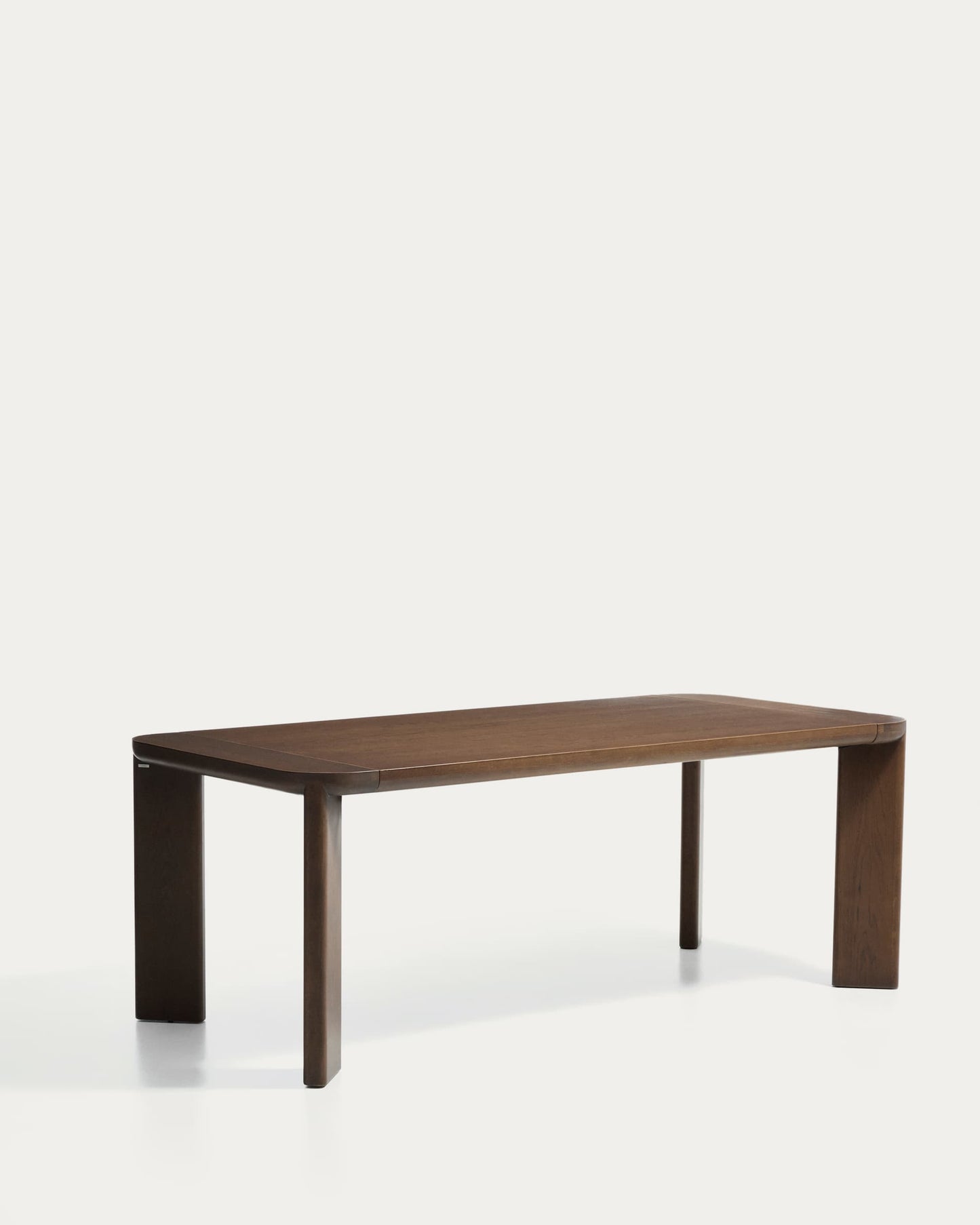 Tavolo allungabile Jondal in legno massello e impiallacciatura di rovere con finitura noce FSC 100% 200 (286) x 100 cm