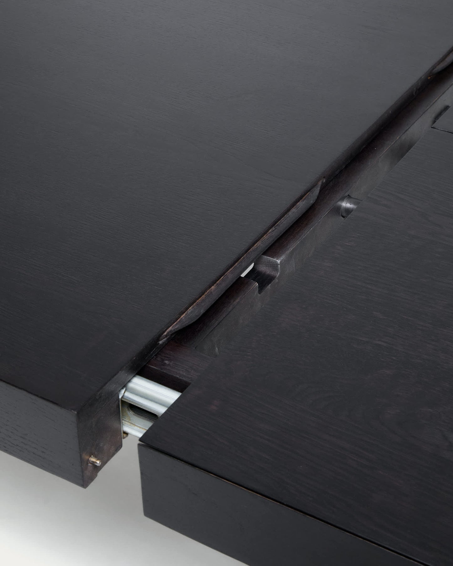 Tavolo allungabile Erisia in legno massello di rovere finitura ebanizzata 200 (280) x 100 cm FSC 100%