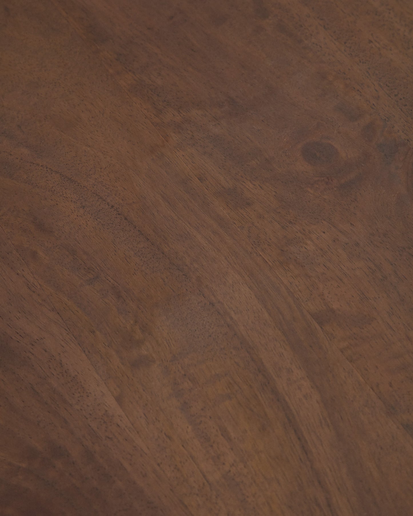 Tavolo rotondo Nahla in legno massiccio di mango con finitura noce Ø 120 cm FSC 100%