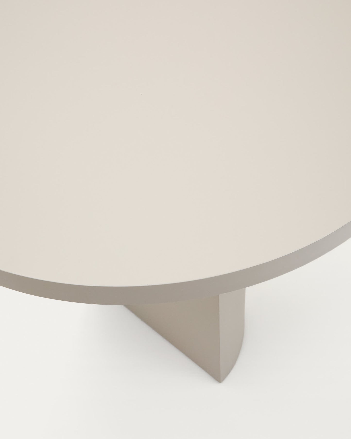 Tavolo Nealy MDF laccato con finitura écru 240 x 100 cm