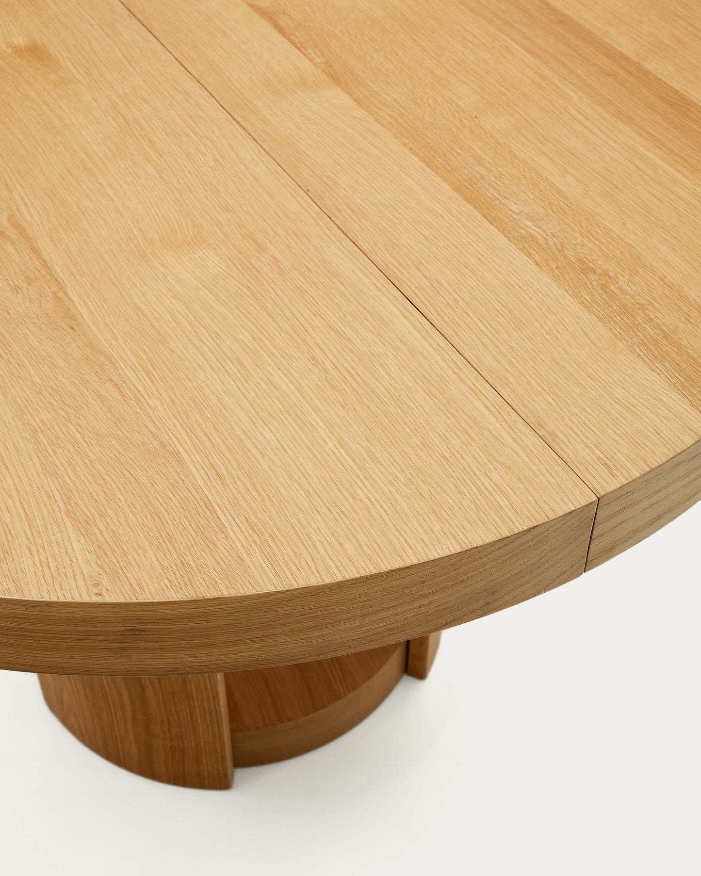 Tavolo rotondo allungabile Artis in legno massiccio e impiallacciatura in rovere 150 (200) x 80 cm