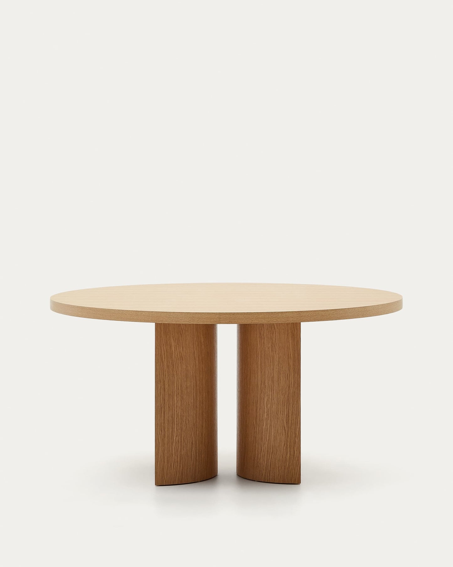 Tavolo rotondo Nealy con impiallacciatura in rovere e finitura naturale Ø 150 cm