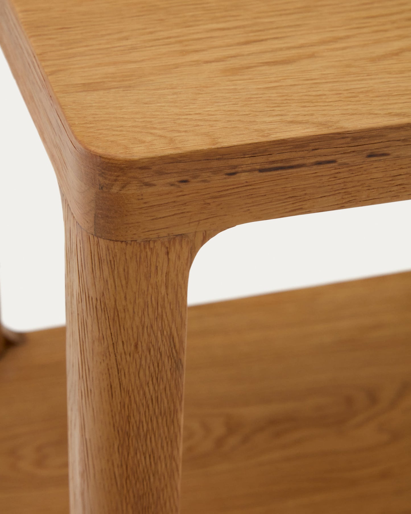 Tavolo d’appoggio Maymai in legno di rovere 50x50 cm