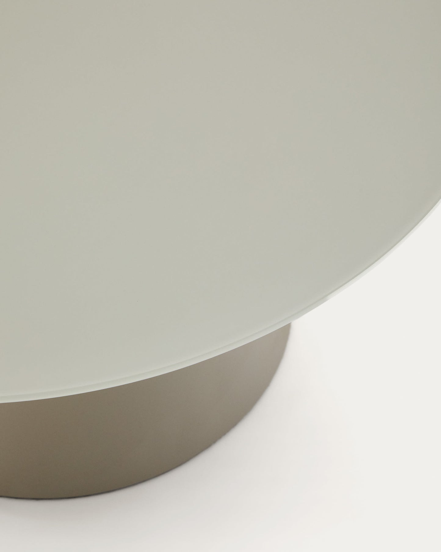 Tavolino Wilshire in vetro temperato e metallo finitura verniciato grigio opaco Ø 80 cm
