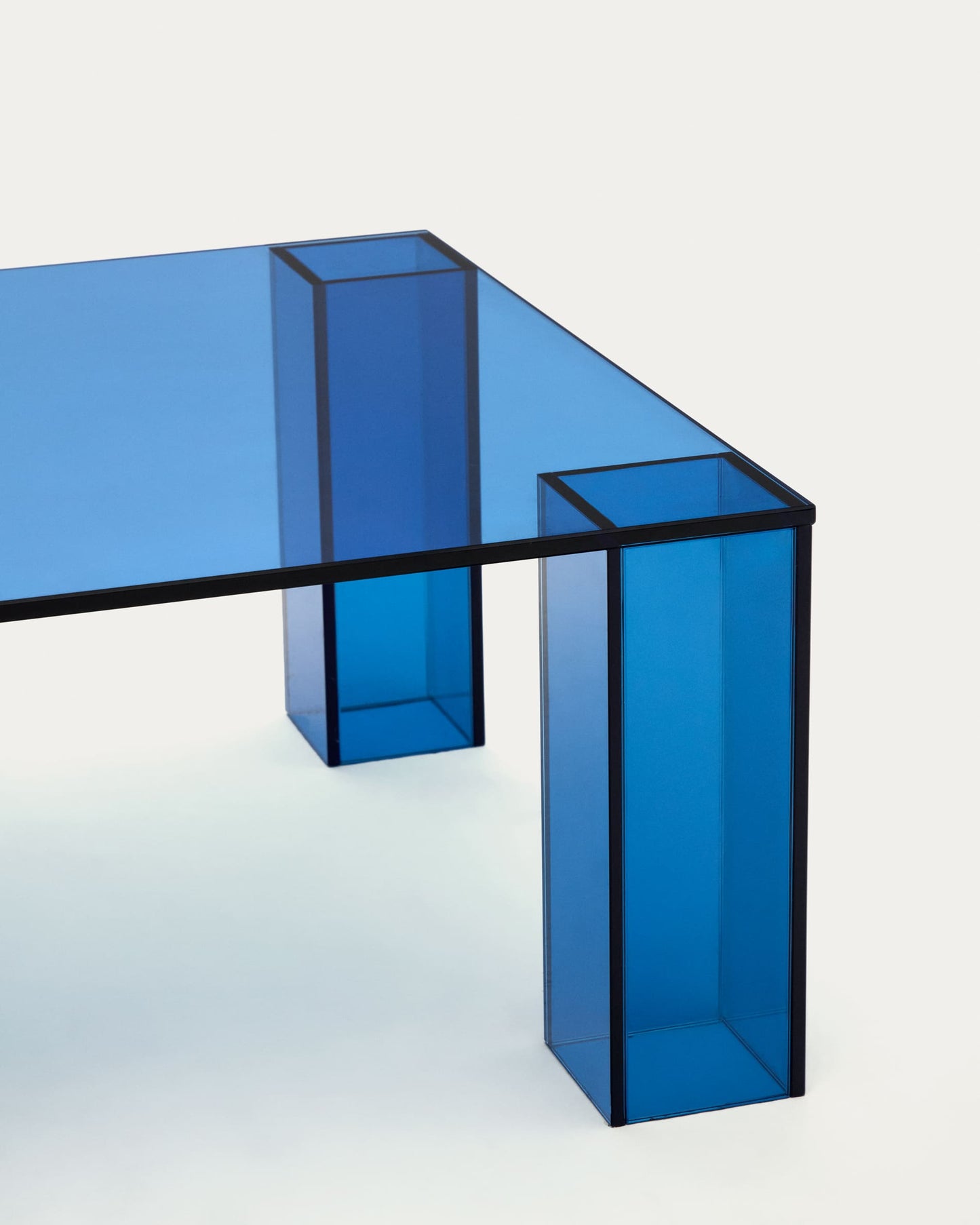 Tavolino salotto Adularia di vetro temperato blu 140 x 60 cm