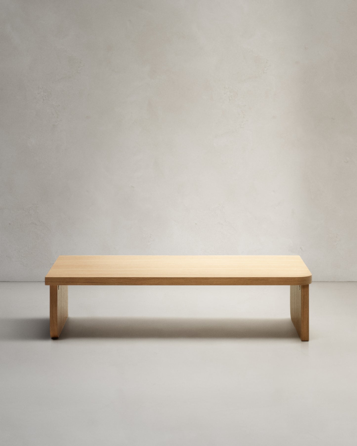 Tavolino da caffè Oaq impiallacciato rovere finitura naturale 140 x 75 cm