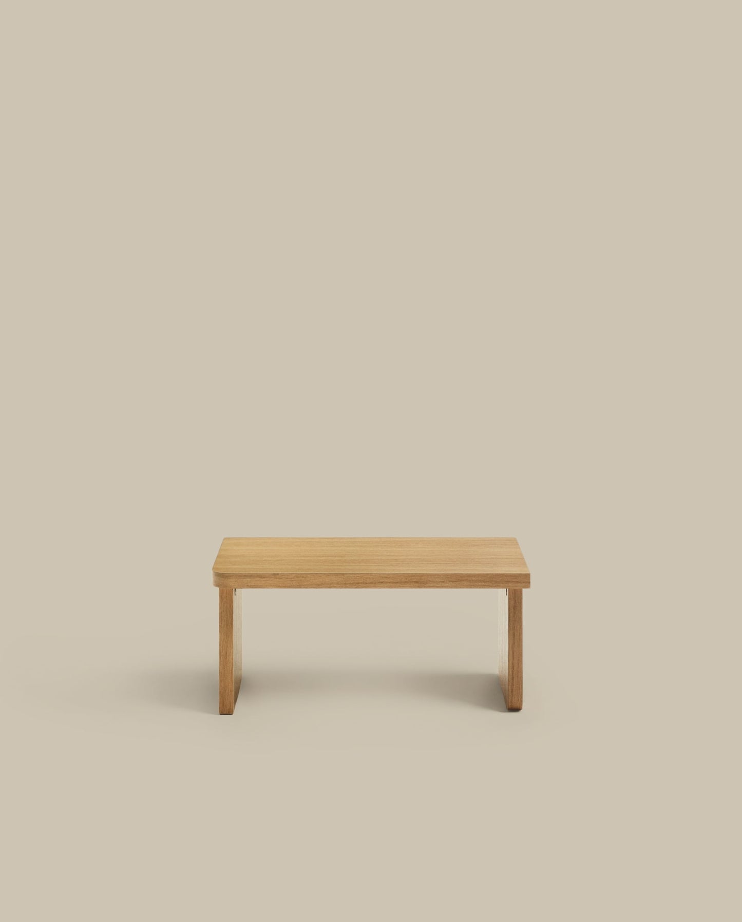 Tavolino da caffè Oaq impiallacciato rovere finitura naturale 89 x 62 cm