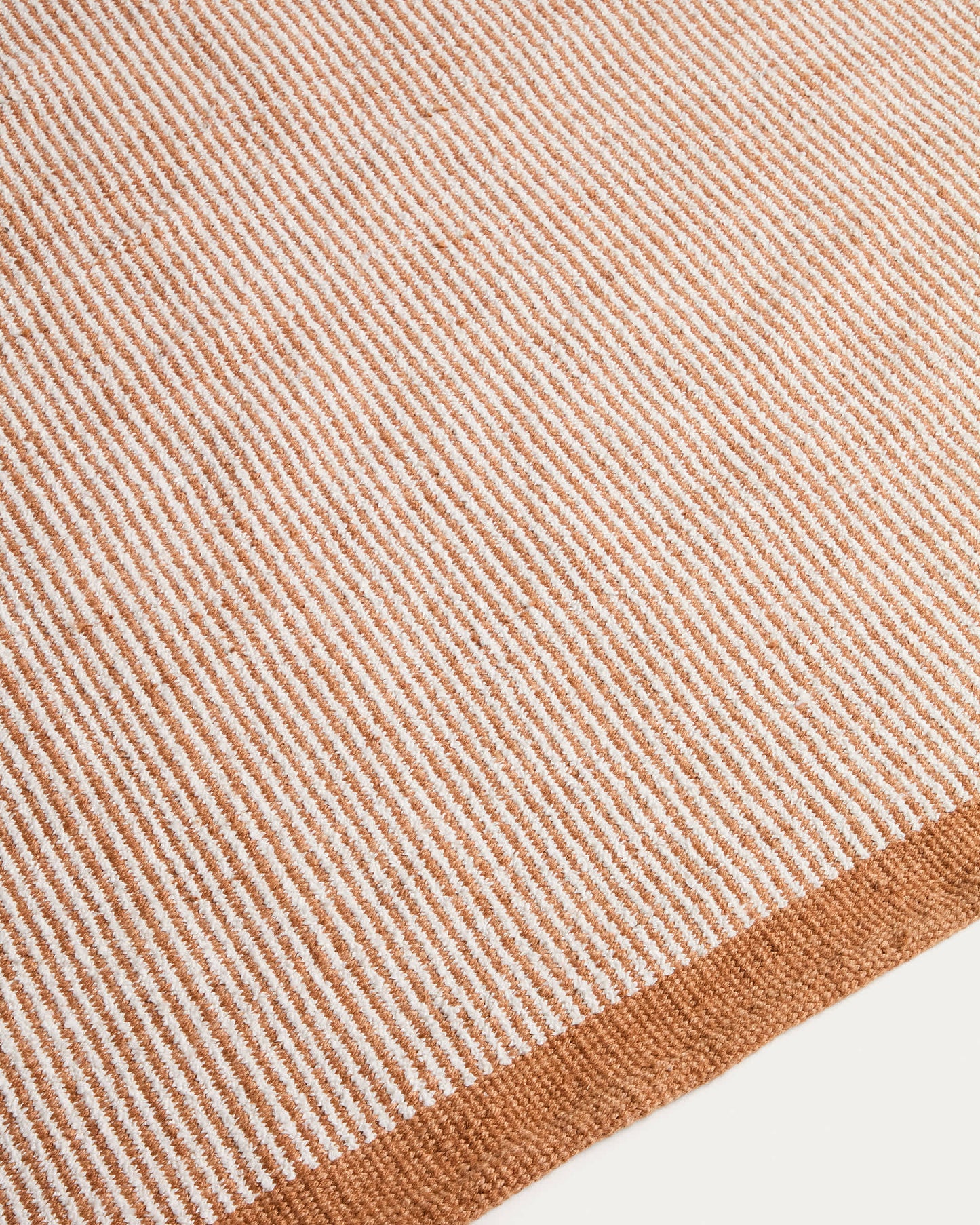 Tappeto Tinei 100% PET a righe arancione 200 x 300 cm