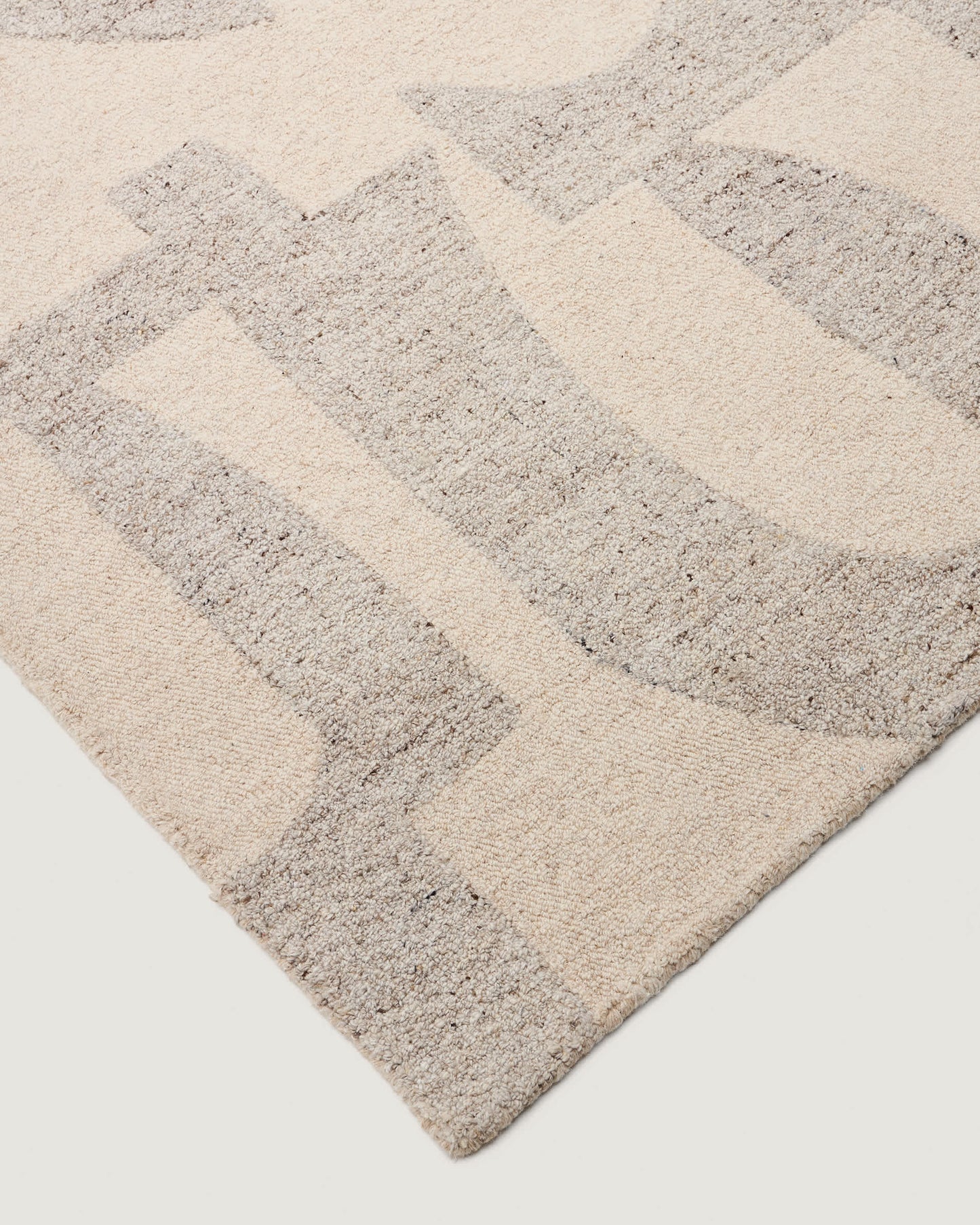 Tappeto Norela in misto lana jacquard grigio 300 x 200 cm