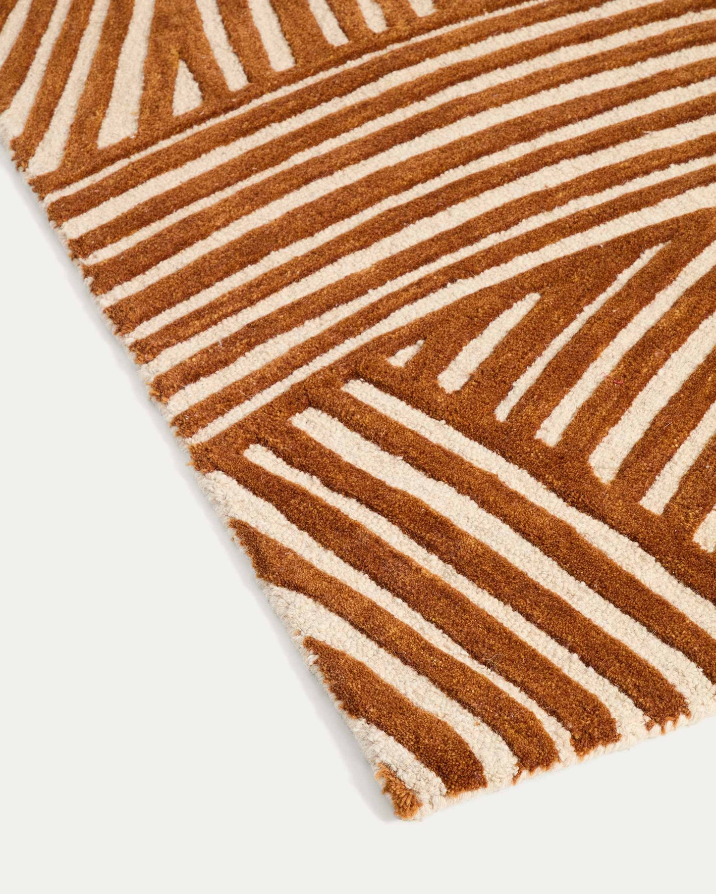 Tappeto Poreni in lana jacquard con contrasto beige 200 x 300 cm