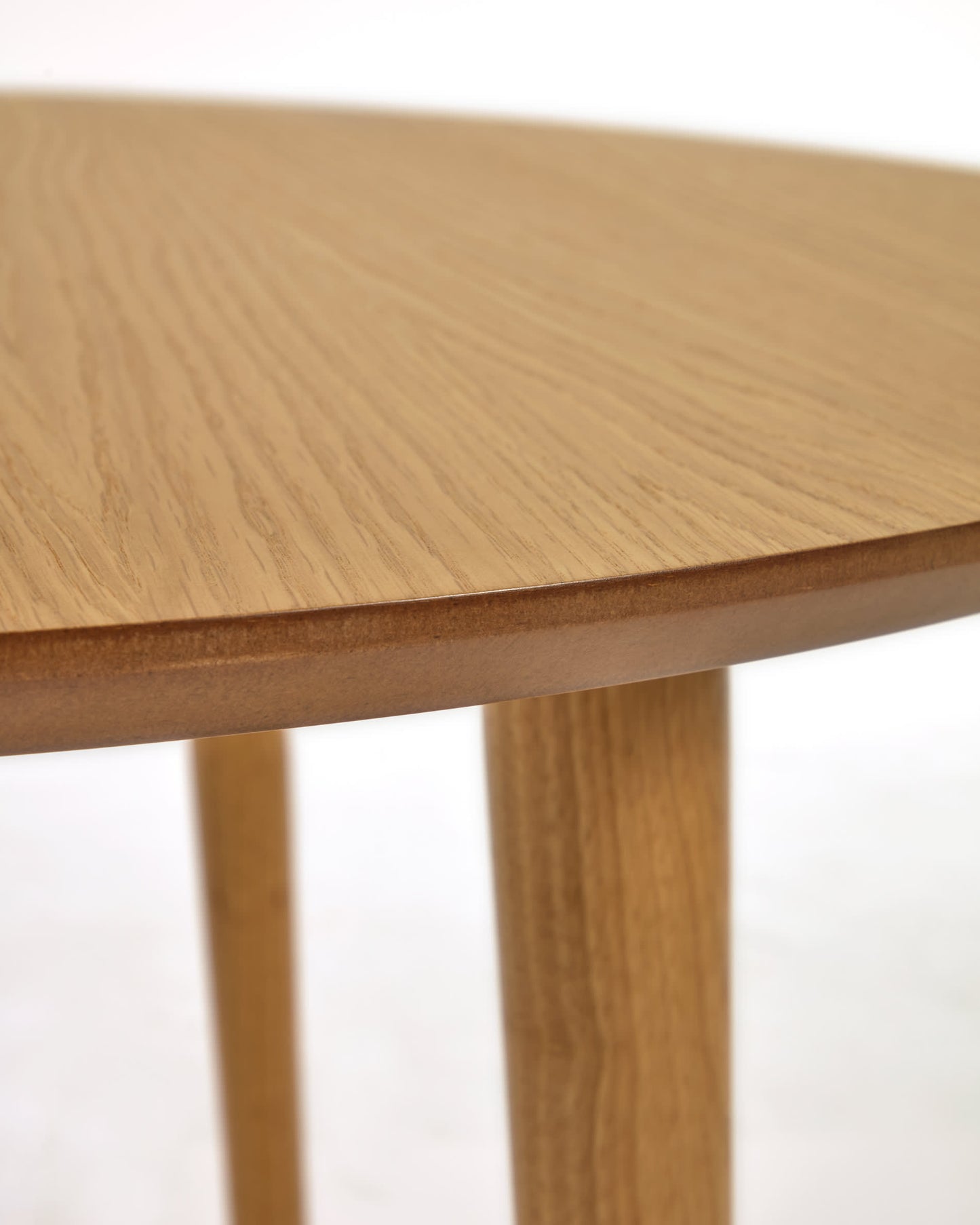 Tavolo rotondo allungabile Oqui impiallacciato rovere gambe in massello Ø 120(200)x 120cm
